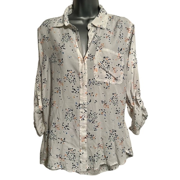 Velvet Heart Tops - Velvet Heart High Low Button Up Blouse Sz M